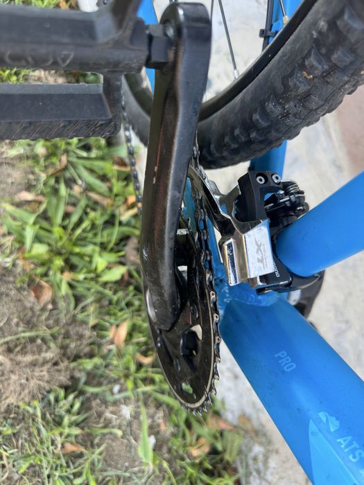 bicicleta CUBE CROSS HPA