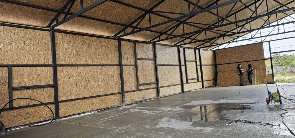 Vand o gama variata de hale si structuri metalice.
Vindem din stoc pro