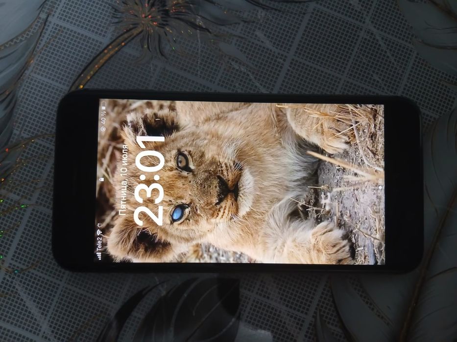Айфон 8+ в хорошем состоянии