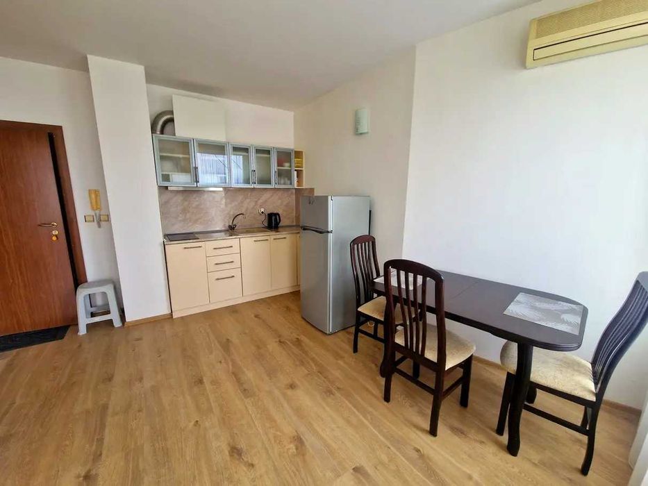 Продава се Двустаен апартамент в к.к. Слънчев бряг - 50 кв.м за 1220 €/кв.м - Снимка #9