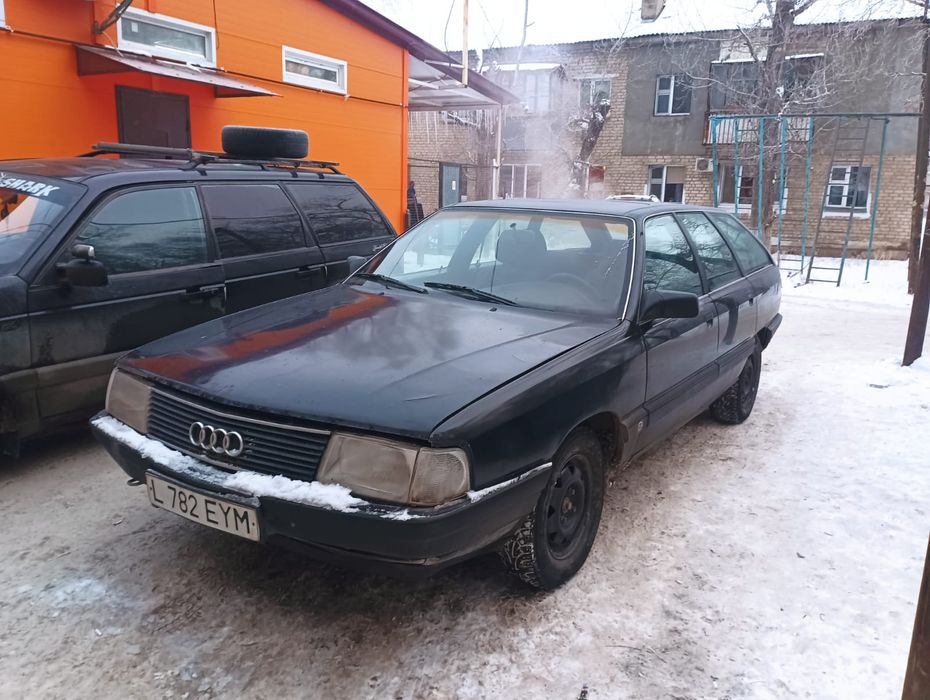 Audi 100 сатылады