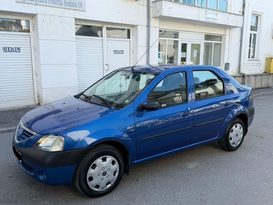 Vand dacia logan  full  unic propietar  de noua