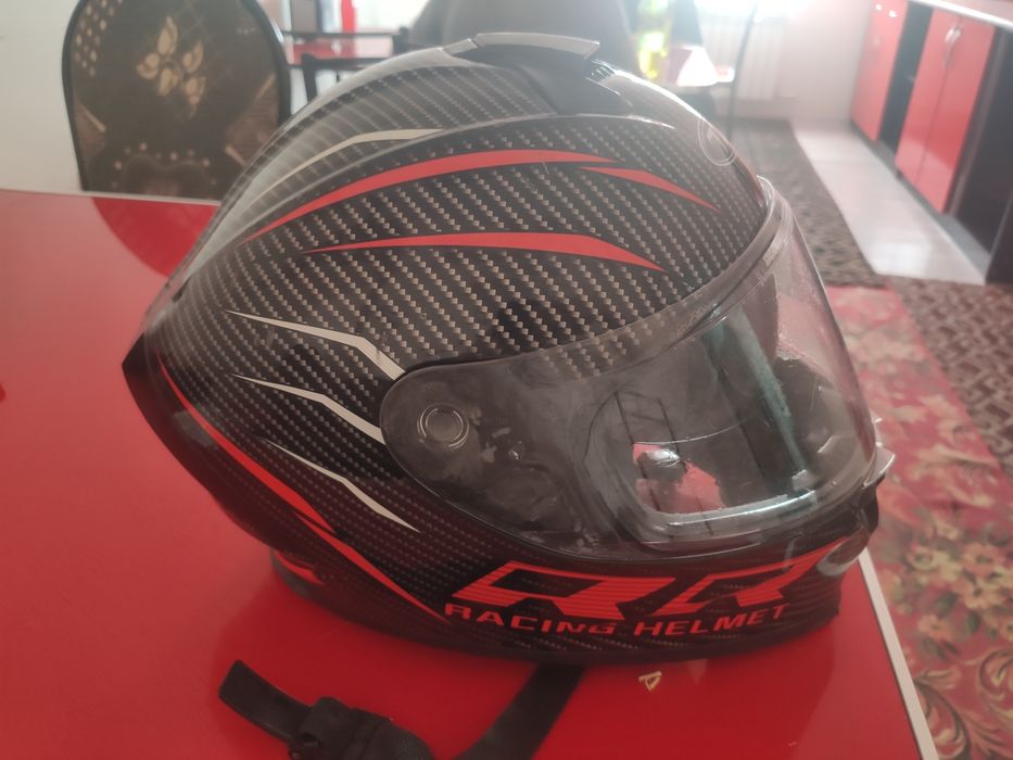 Moto uchun shlem