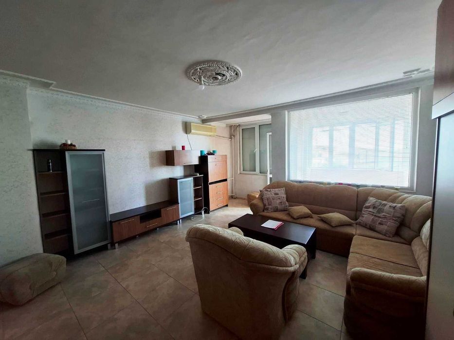 Продава се Четиристаен апартамент в Варна, Възраждане 1 - 118 кв.м за 713 €/кв.м - Снимка #2