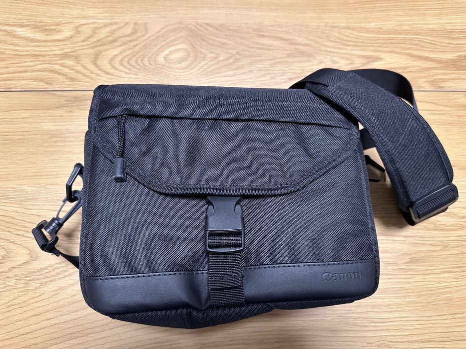 Фотоапарат Canon 4000d+два обектива