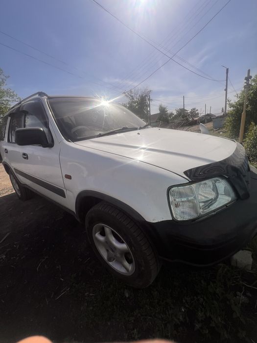 Продам машину хонда CR-V