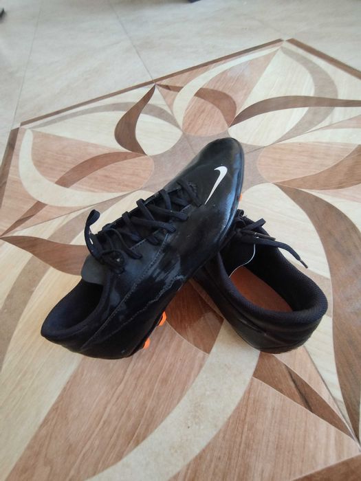 Футболни обувки Nike Phantom,номер 44