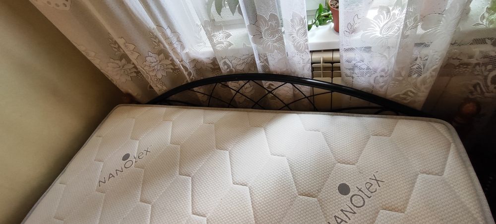 Продается 2-х спальная кровать