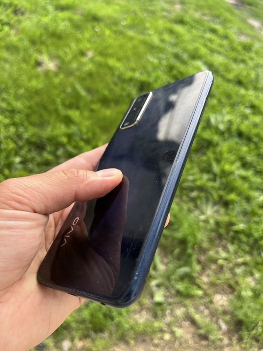 Vivo y 12s 64 GB