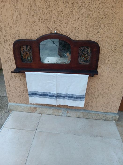 Старинно огледало