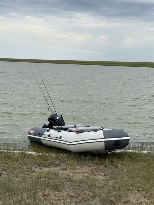 Продам лодку ПВХ с мотором