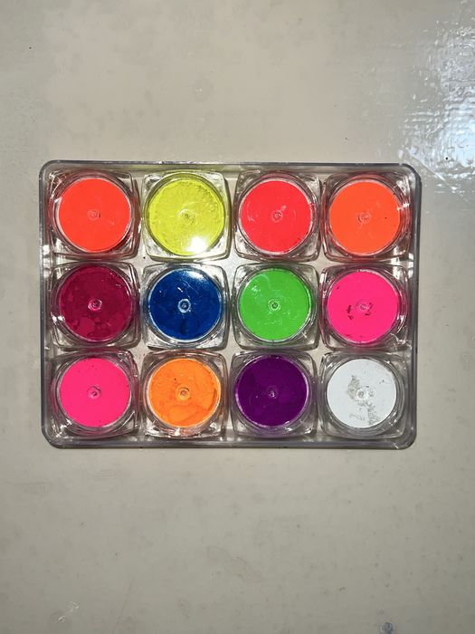 цветные пинменты