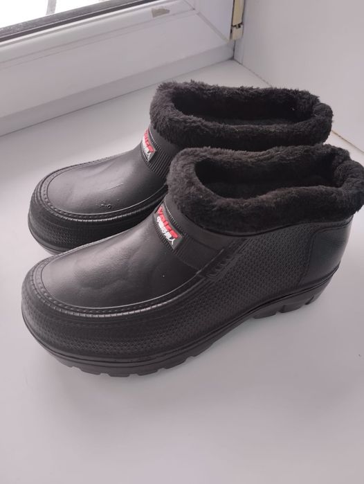 Распродаю Домашние тапочки