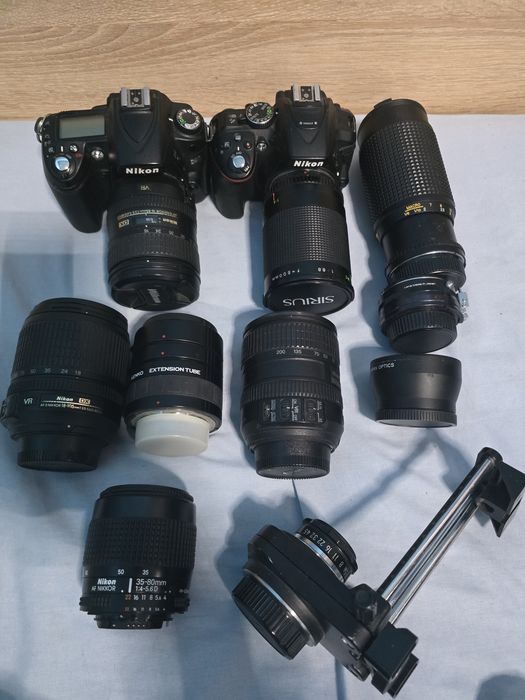 Vand tot echipamentul-Aparate nikon dslr si obiective