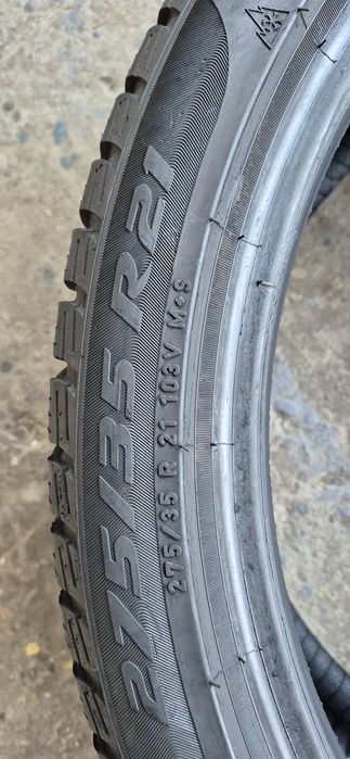 4 anvelope iarna Pirelli,fata 275/35/21,spate 315/30/21.Pret/bucata