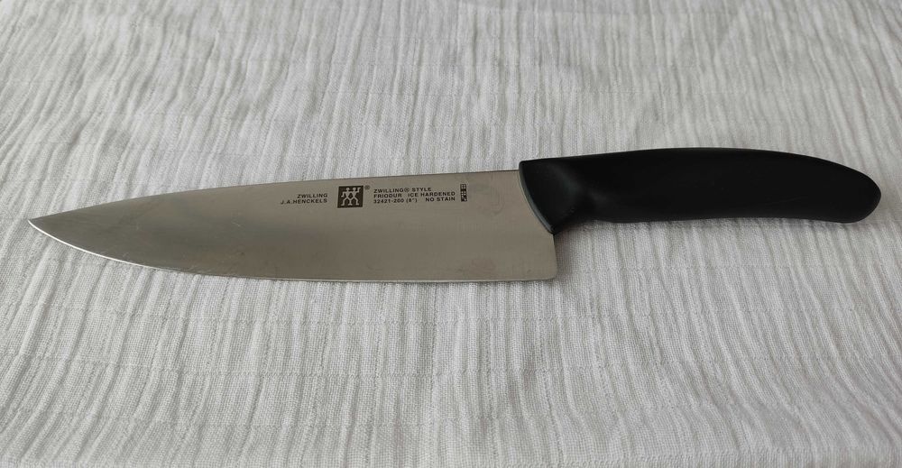 Професионални ножове GLOBAL, Zwilling и VICTORINOX
