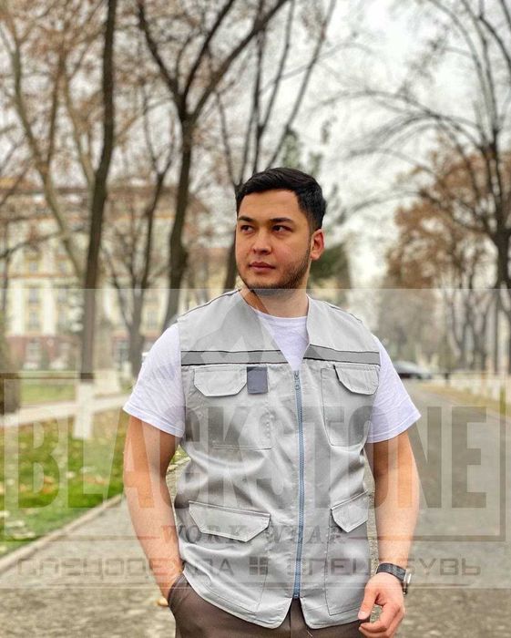 Спецодежда жилетка для рабочих