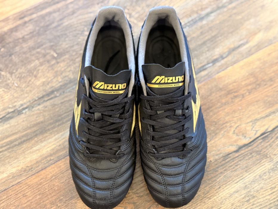 футболни обувки Mizuno Morelia Neo IV FG – естествена кожа