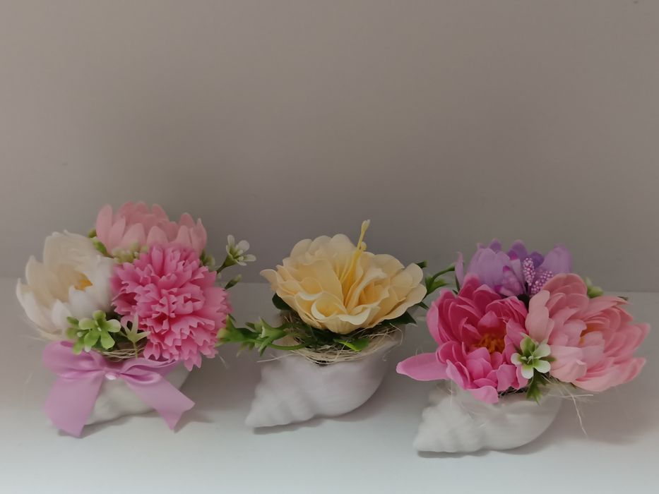 Букети със сапунени цветя
