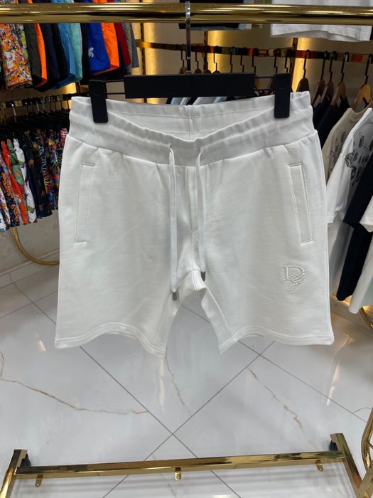 Pantaloni scurti calitate Premium