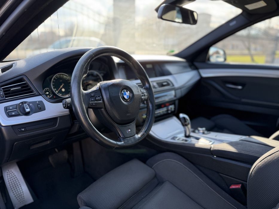 Bmw 530d X-Drive M-packet Panoramic /Head-up /Rate/ Garantie / Livrare