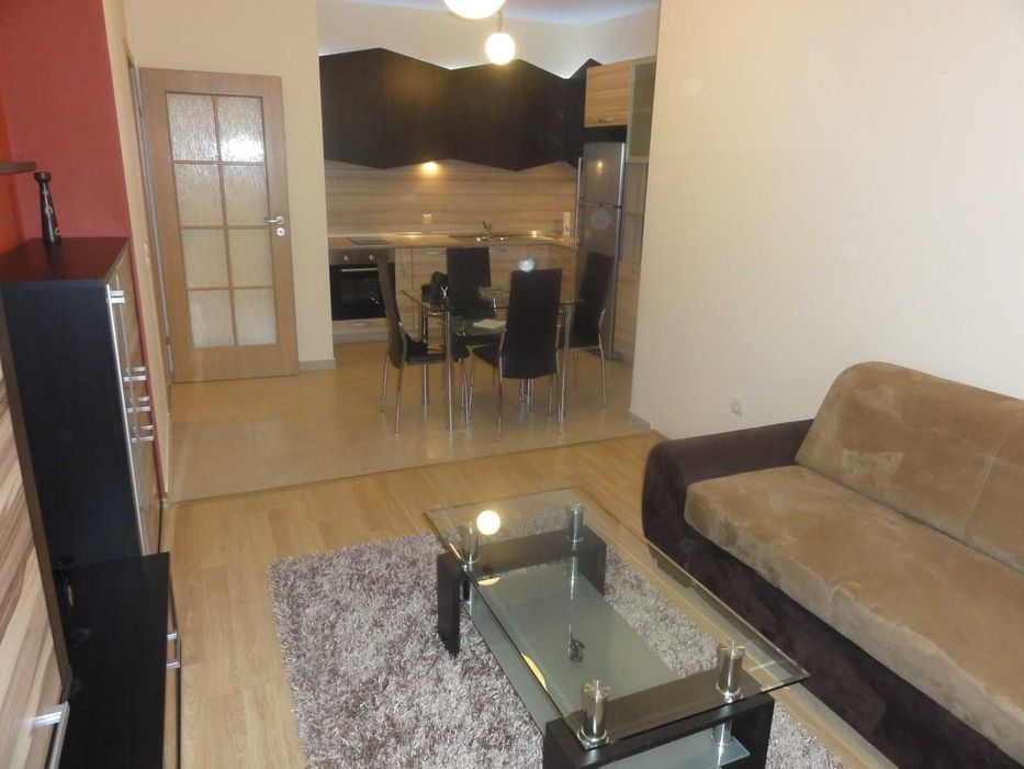 Дава се под наем Двустаен апартамент в София, Зона Б-18 - 75 кв.м за 1100 € - Снимка #5