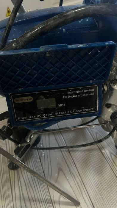 Продам Безвоздушный краскопульт oxp 495