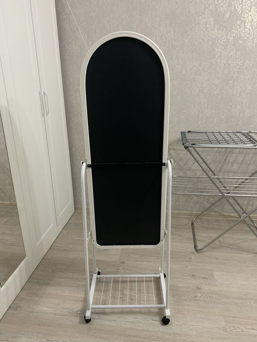 Зеркало напольное. Писат на ватсапп!!!