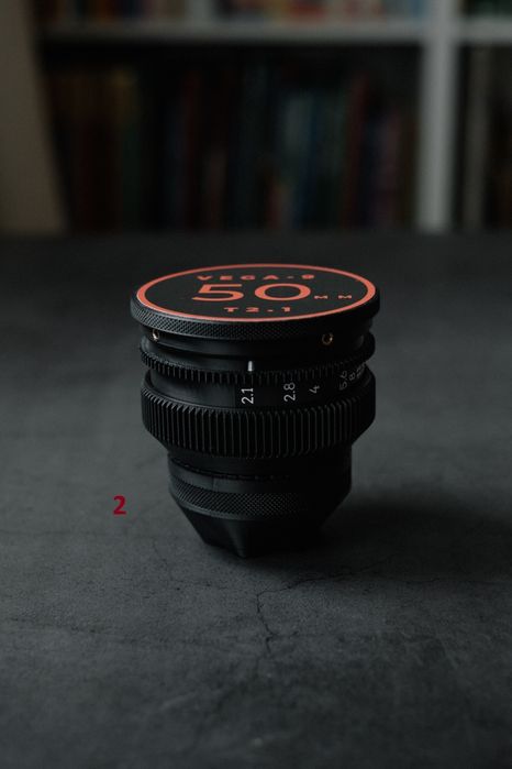 Продавам Helios 44-2 и Vega кино обективи