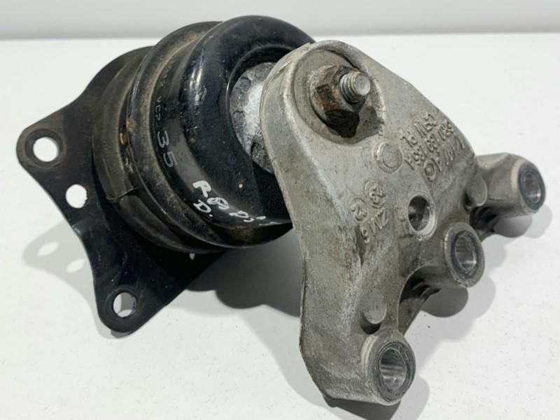 Suport cu tampon motor Skoda Rapid 6R0199185A 1.6 tdi CAYC