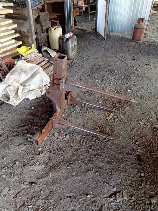 Трактор ЮМЗ продам