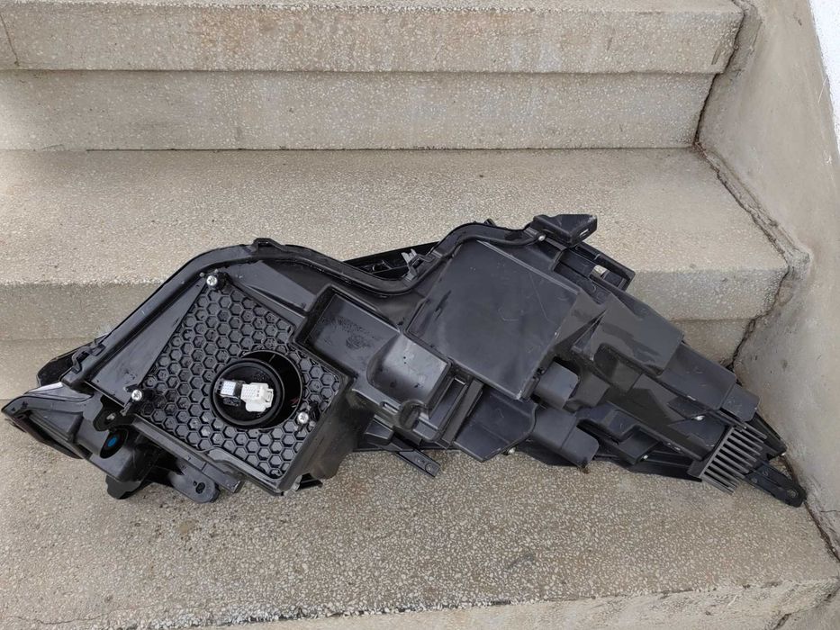 Фар Toyota CH-R LED 2024 ляв / Фар Toyota CHR Prisma LED Оригинален