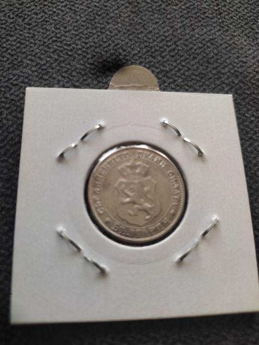 Две монети за 40 евро