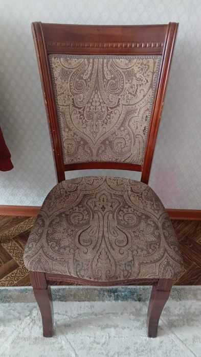 Стулья 12 шт по 2000 тг