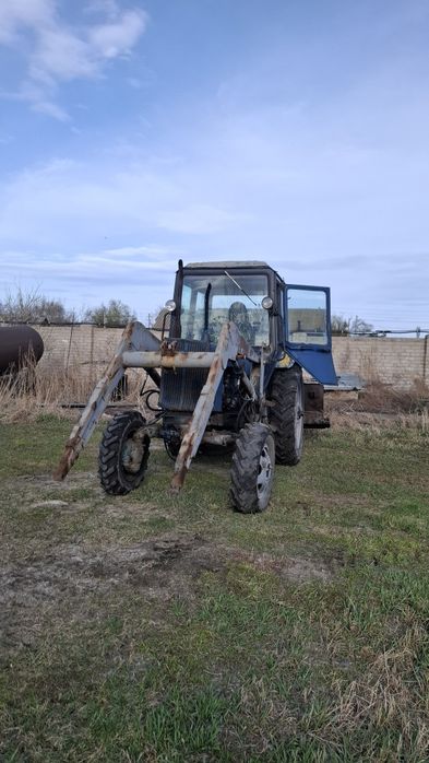 Продам трактор мтз82