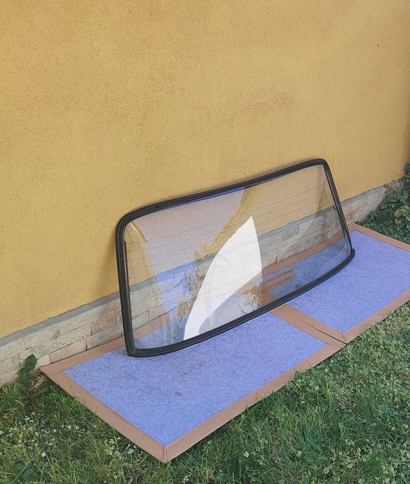 Предно и задно стъкло за Лада