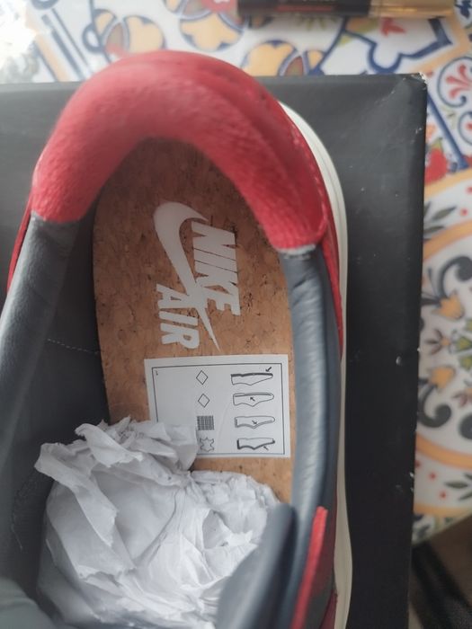 Продам кроссовки Найк