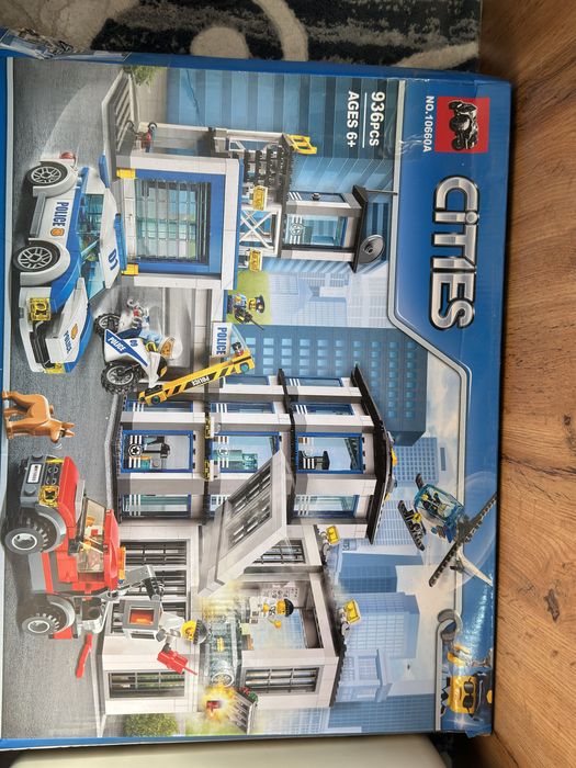 Лего конструктор продаётся