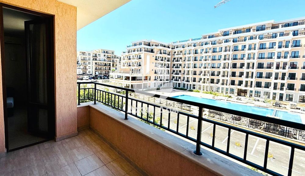 Продава се Двустаен апартамент в Свети Влас - 62 кв.м за 1726 €/кв.м - Снимка #8