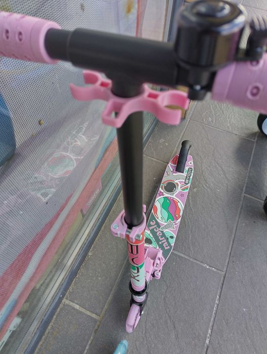 BYOX Детска тротинетка MIRACLE