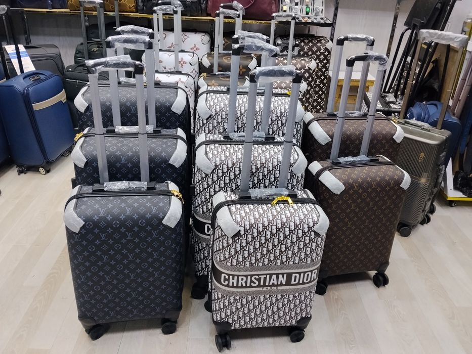 chemodan чемодан brendiviy louis Vuitton , lv gucci dior