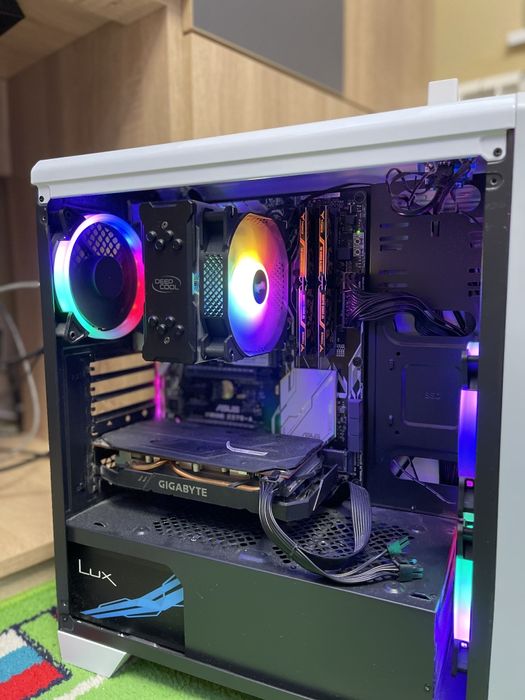 Геймърски компютър