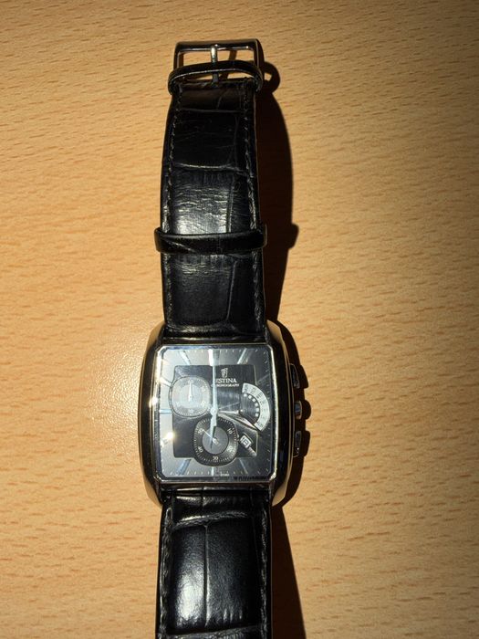 Часовник Festina Cronograph