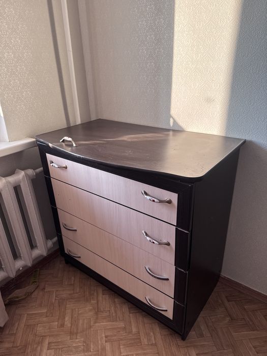 Комод -сурма полка