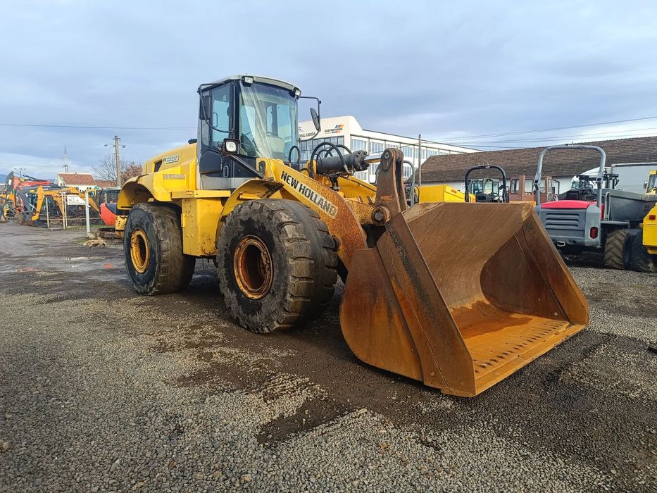 New Holland W231 Incarcator frontal New Holland W231 , 2006 , 22 tone