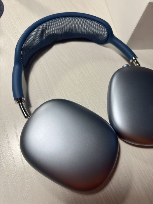 Airpods max Apple