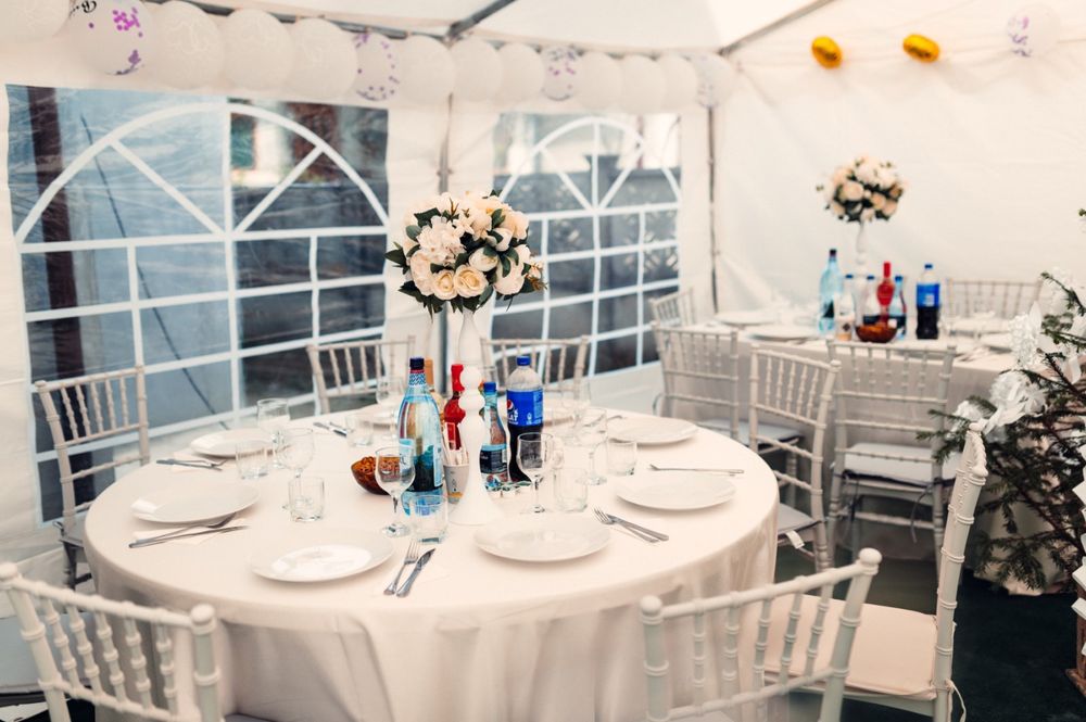 Corturi, masină fum, cabină foto