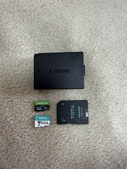 Canon EOS 1200D