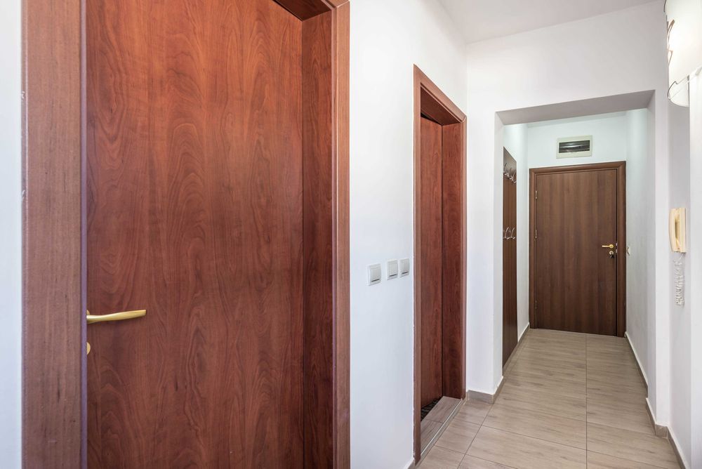 Дава се под наем Двустаен апартамент в Варна, м-т Евксиноград - 78 кв.м за 800 € - Снимка #19