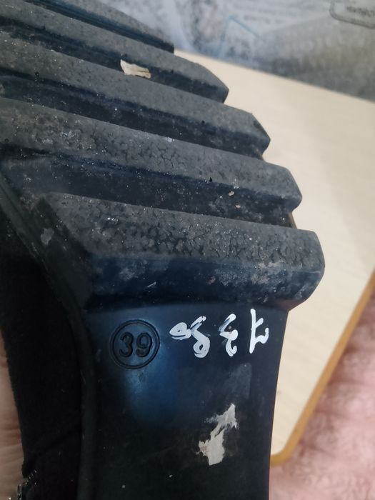 полусапожки на каблуках